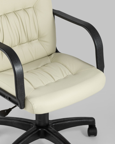 Кресло офисное Марк экокожа кремовый. Фото №9
